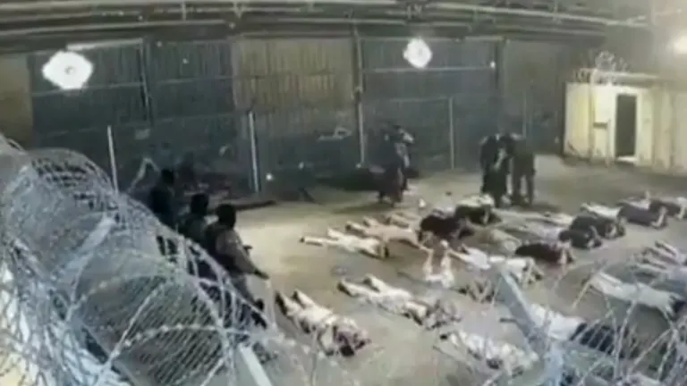 Public debate over Israeli soldiers accused of prisoner abuse